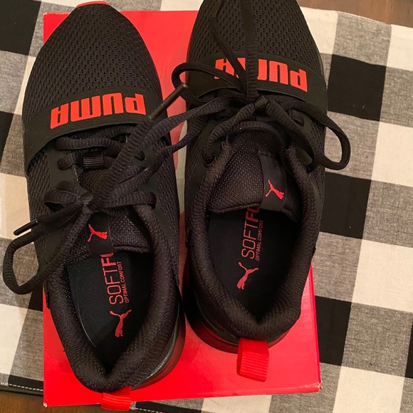 Boys Puma sneakers - Picture 9 of 9